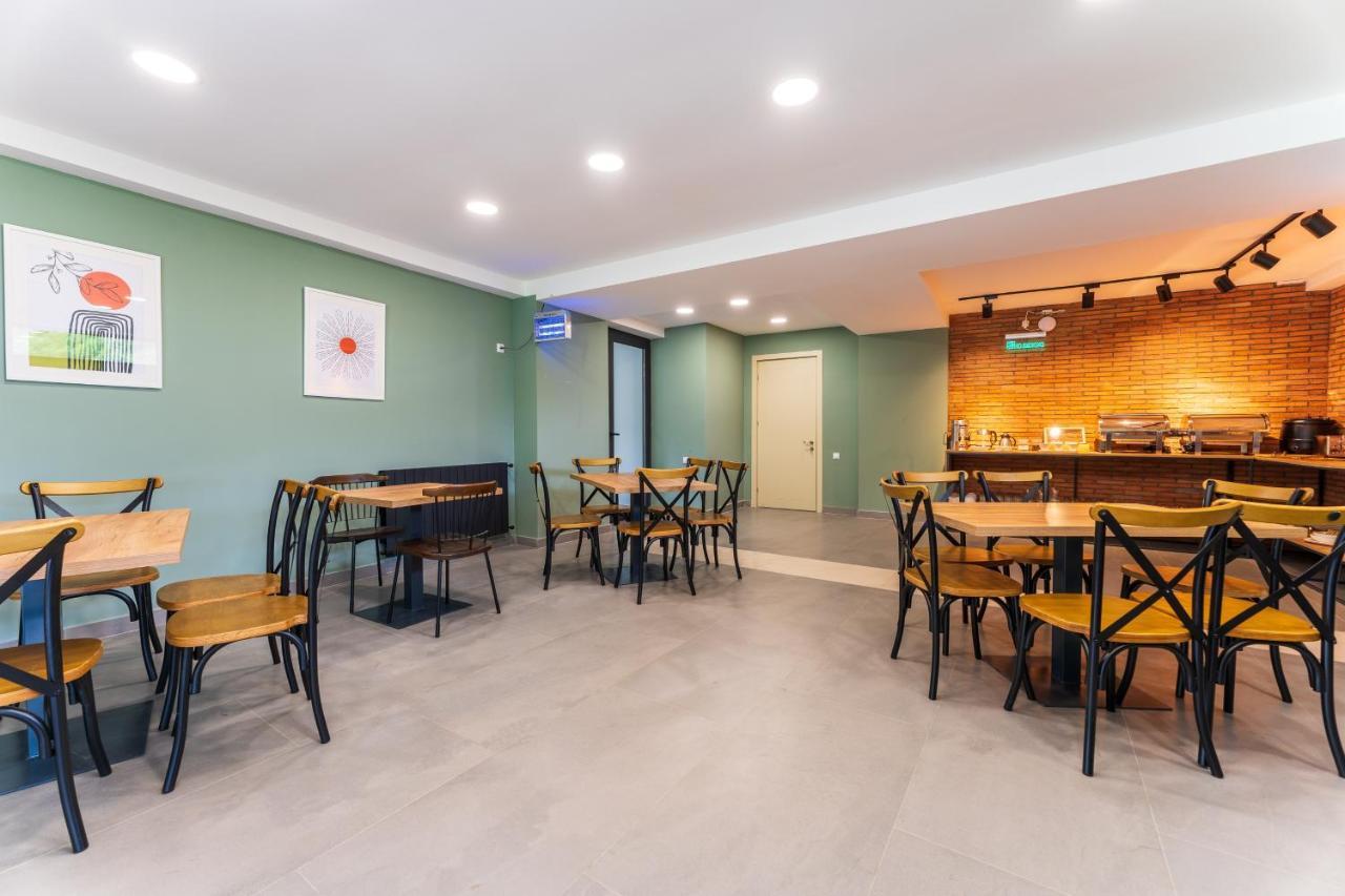 Hotel Latveli Местія Екстер'єр фото